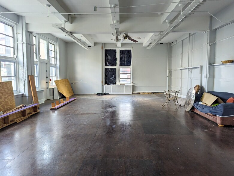 More Photos Of 1901 W Tioga St, Philadelphia Schools For Sale