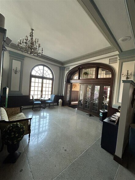 More Photos Of 1408 Strongs Ave, Stevens Point Apartments For Sale