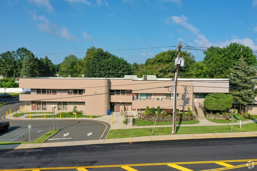 More Photos Of 281 Summerhill Rd, East Brunswick Office For Sale