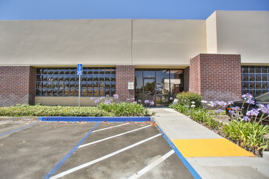 More Photos Of 3505 Cadillac Ave, Costa Mesa Office For Lease