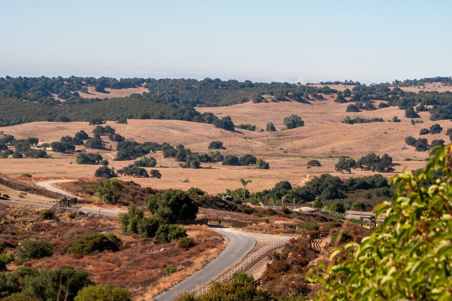 More Photos Of 35977 Avenida La Cresta, Murrieta Land For Sale