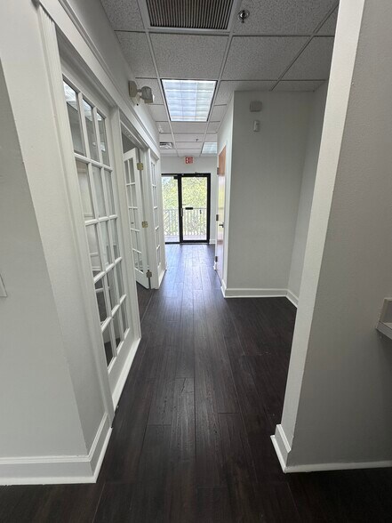 More Photos Of 2813 S Hiawassee Rd, Orlando Medical For Sale