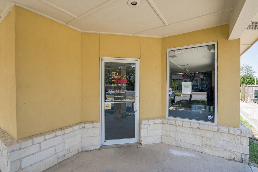 More Photos Of 6400 N 10th St, McAllen Freestanding For Lease