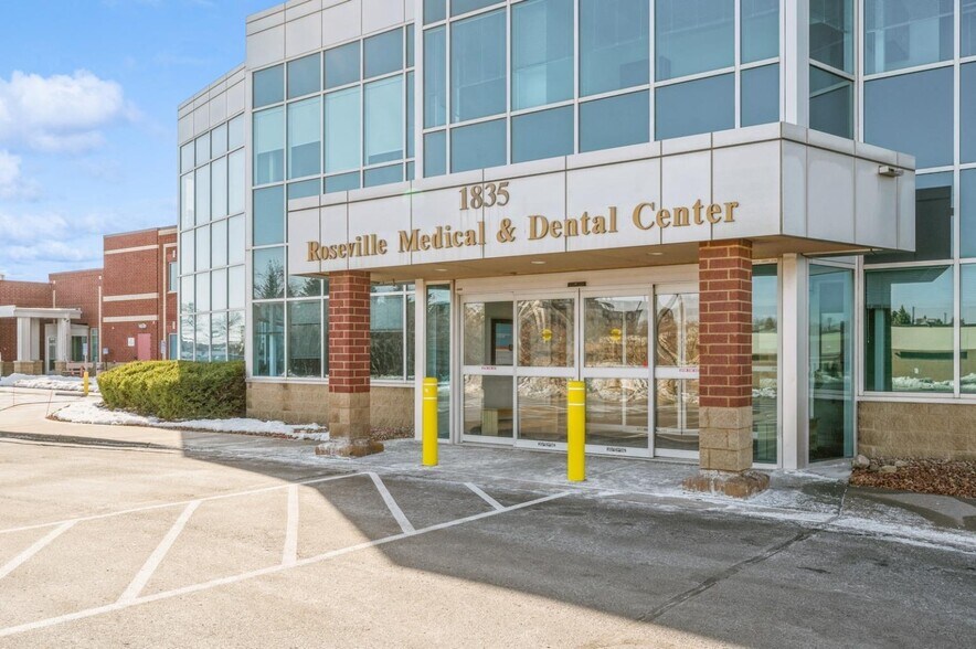 More Photos Of 1835 W County Road C, Roseville Medical For Lease