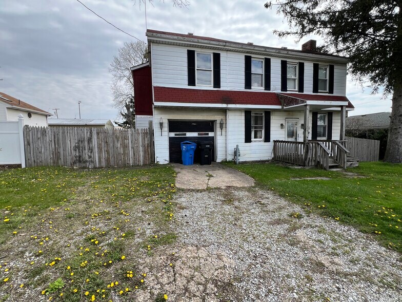 More Photos Of 221 Clay Pike, Irwin Storefront Retail Office For Sale