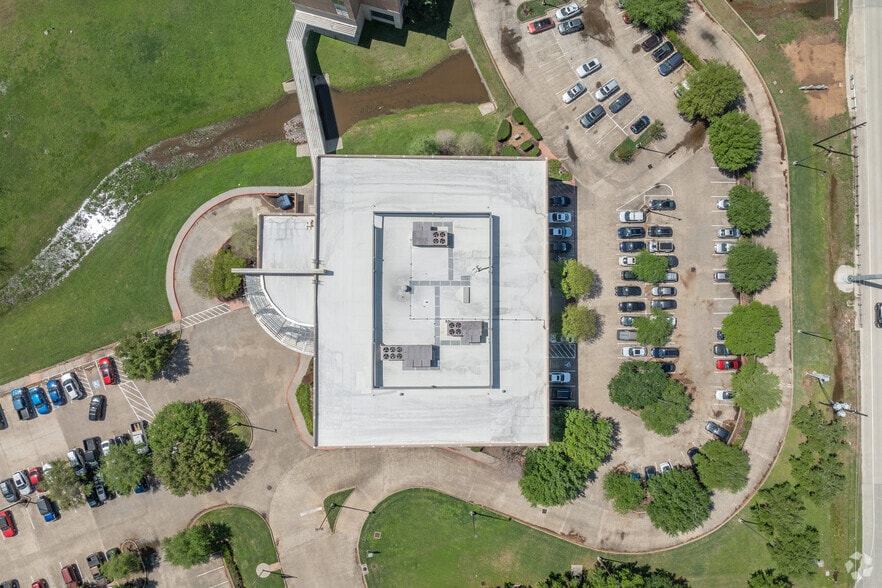 More Photos Of 22001 Southwest Freeway, Richmond Medical For Lease