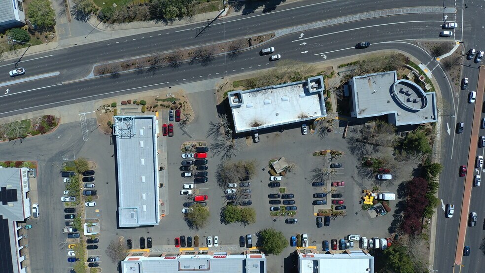 More Photos Of 5880 Pacific St, Rocklin Auto Repair For Sale