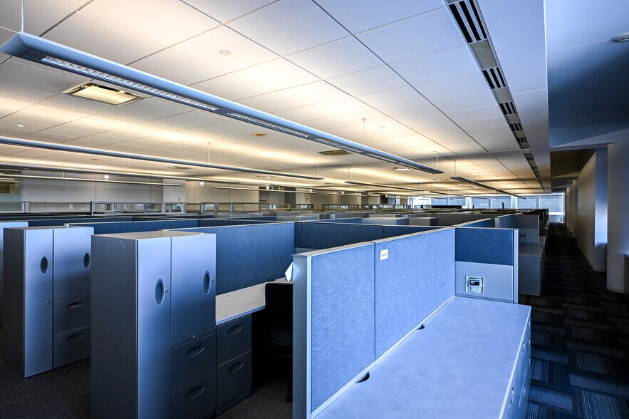 More Photos Of 800 Walnut St, Des Moines Office For Lease