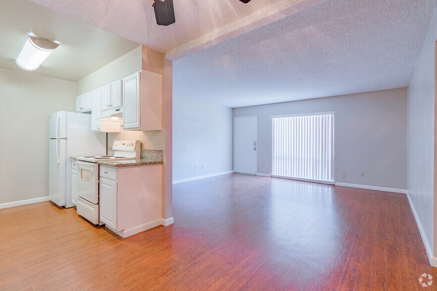 More Photos Of 6290 Fennwood Ct, Sacramento Apartments For Sale