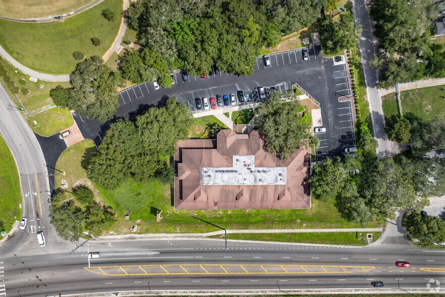 More Photos Of 2701 W Busch Blvd, Tampa Coworking Space