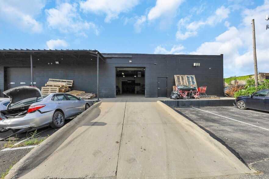 More Photos Of 1025 E Fifth Ave, Columbus Warehouse For Lease