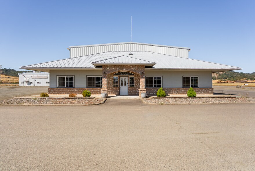 Primary Photo Of 180 Weyerhaeuser Dr N, Roseburg Warehouse For Sale