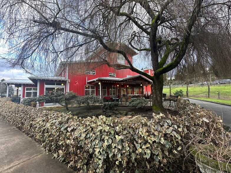 More Photos Of 5000 SE International Way, Portland General Retail For Sale