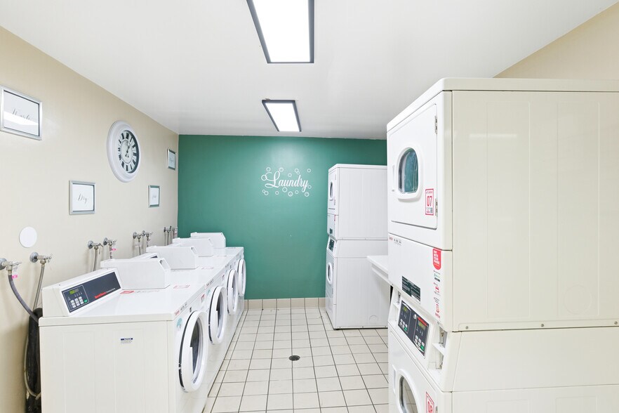 More Photos Of 660 F St, Chula Vista Apartments For Sale