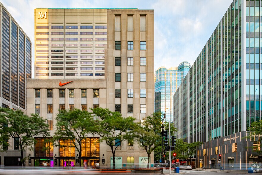 More Photos Of 663 N Michigan Ave, Chicago Storefront For Lease