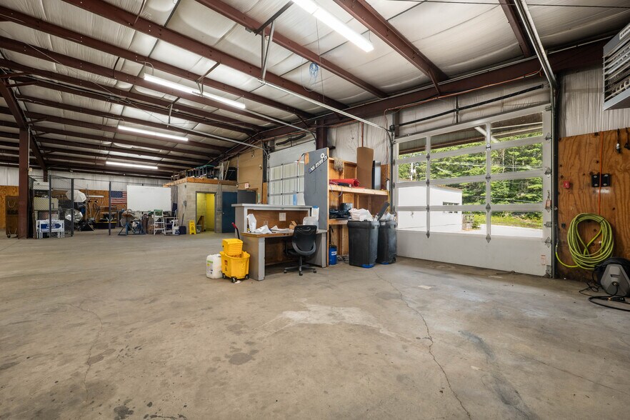 More Photos Of 177 NH Route 104, Meredith Freestanding For Lease