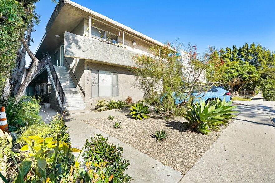 Primary Photo Of 12757 Caswell Ave, Los Angeles Apartments For Sale