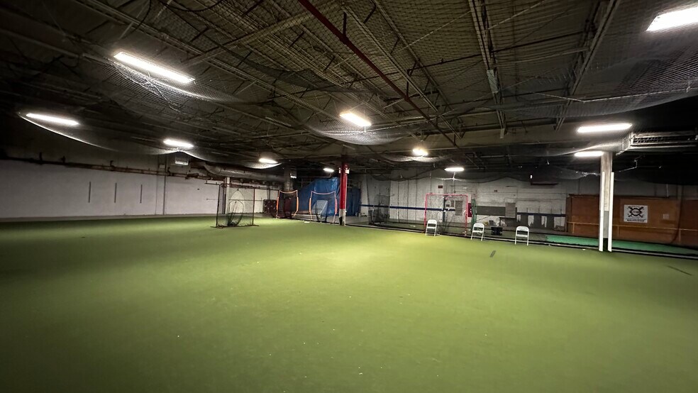 More Photos Of 1727-1801 Union Blvd, Allentown Warehouse For Lease