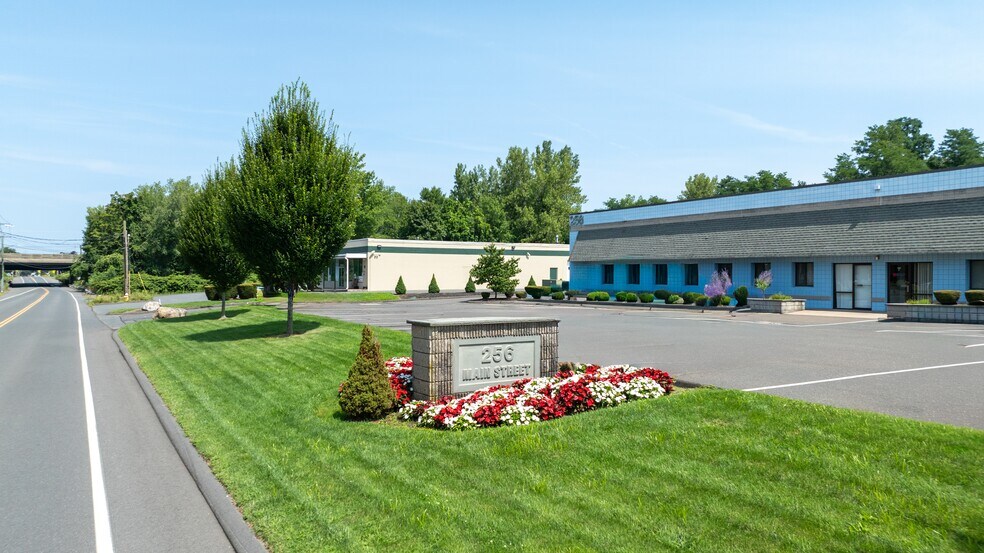 More Photos Of 256 Main St, East Windsor Research And Development For Sale