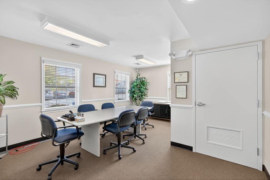 More Photos Of 6614 Ruppsville Rd, Allentown Office For Sale