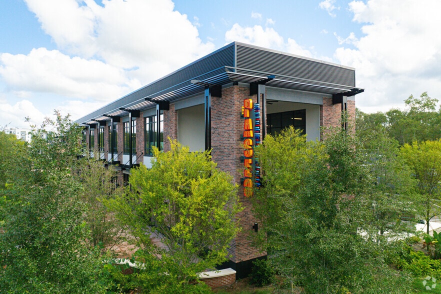 More Photos Of 12100 Collegiate Way, Orlando Unknown For Lease