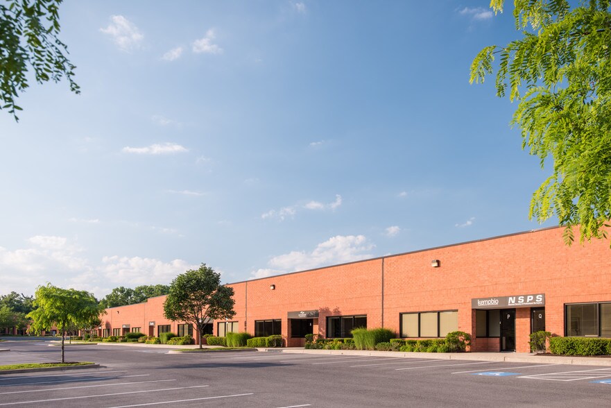 More Photos Of 5119 Pegasus Ct, Frederick Research And Development For Lease