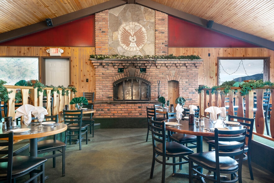 More Photos Of 3796 Us Highway 2 E, Kalispell Restaurant For Lease
