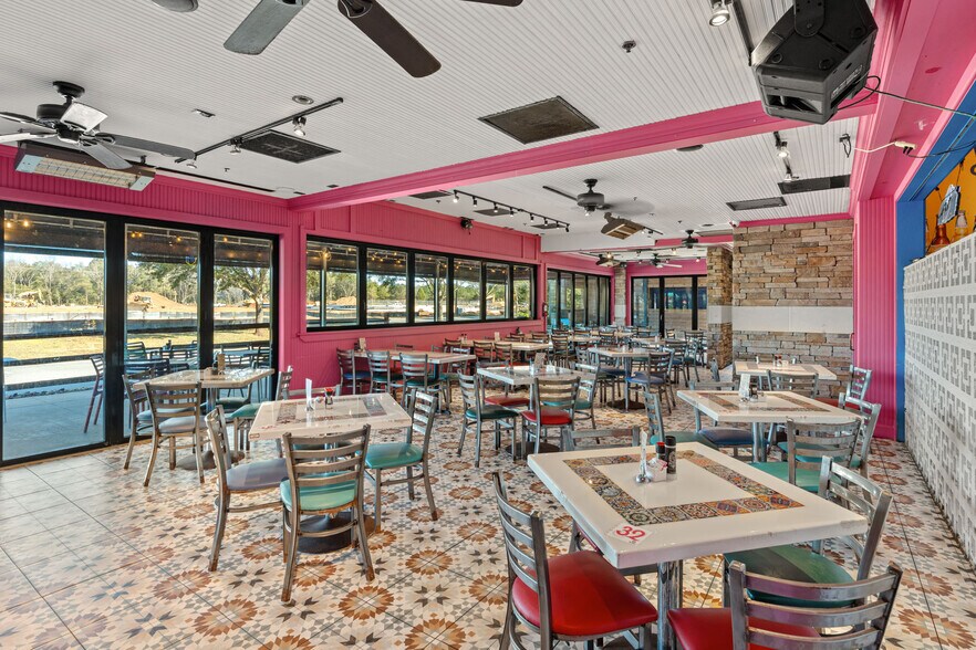 More Photos Of 1025 Industrial Dr, Crestview General Retail For Sale