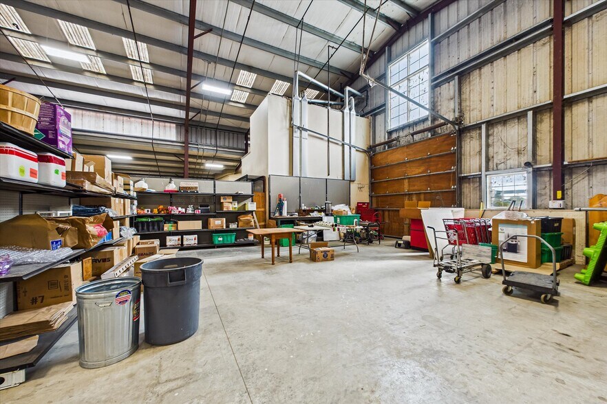 More Photos Of 1593 Market St, Ferndale General Retail For Sale