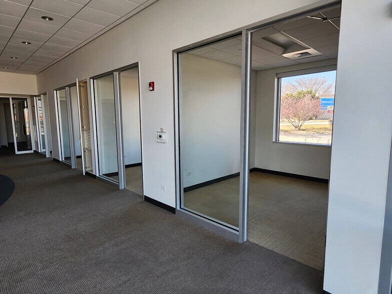 More Photos Of 899 N Randall Rd, Batavia Medical For Lease