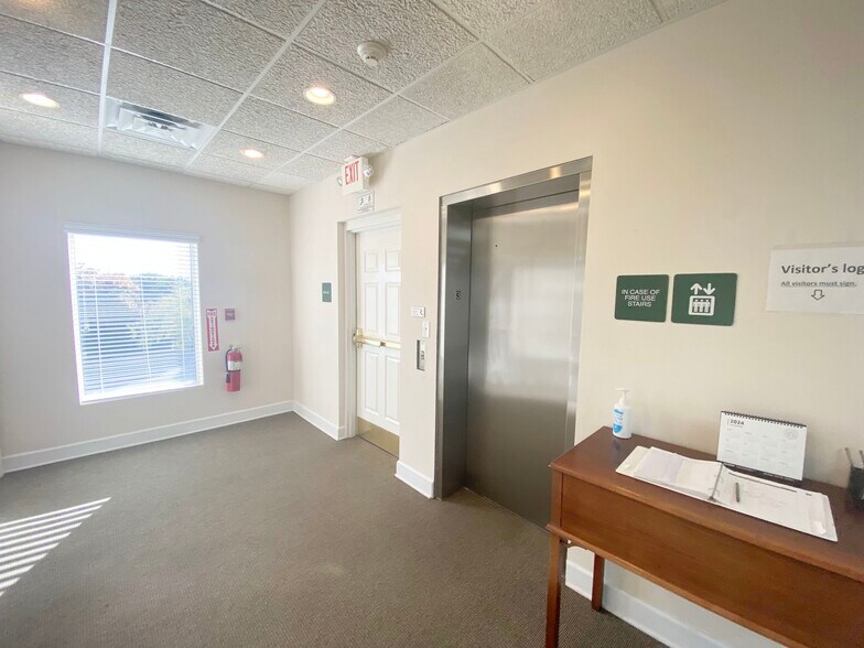 More Photos Of 5935 Buford Hwy, Norcross Office For Lease