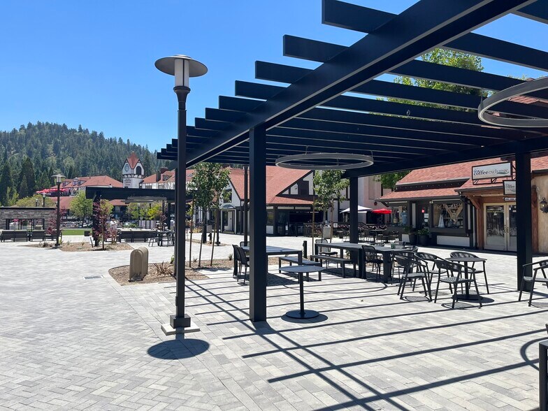 More Photos Of 28200 Hwy 189, Lake Arrowhead Unknown For Lease