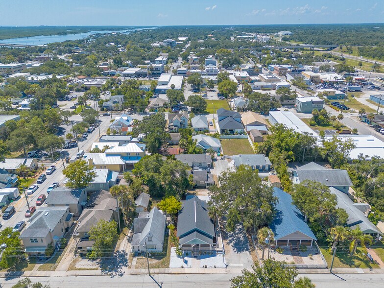 More Photos Of 306 Washington St, New Smyrna Beach Medical For Sale