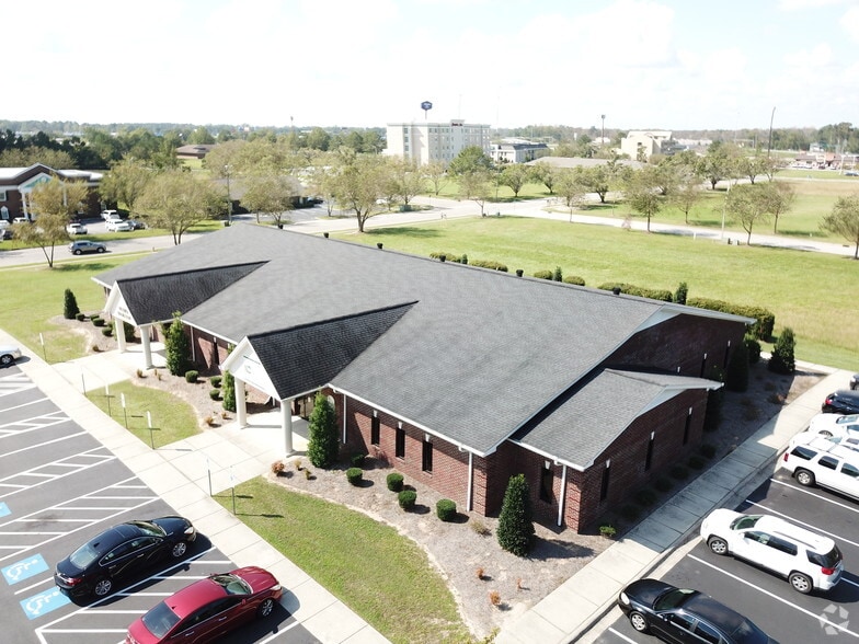 More Photos Of 289 Corporate Dr, Lumberton Office For Lease