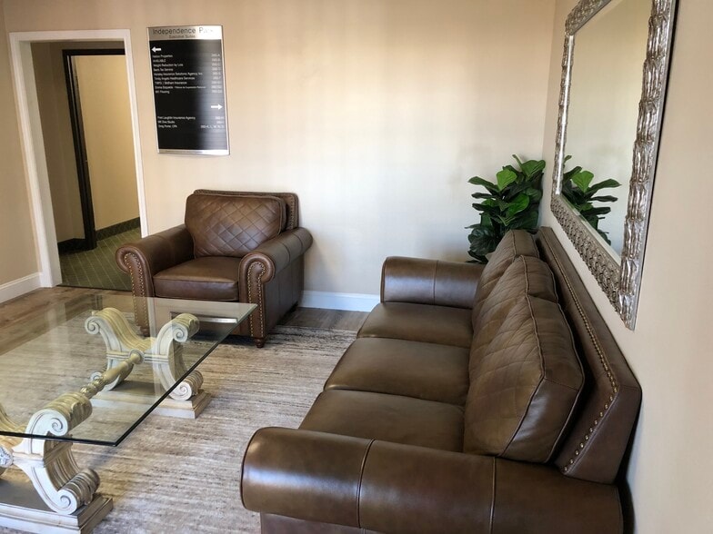 More Photos Of 2302-2306 Guthrie Rd, Garland Office For Lease