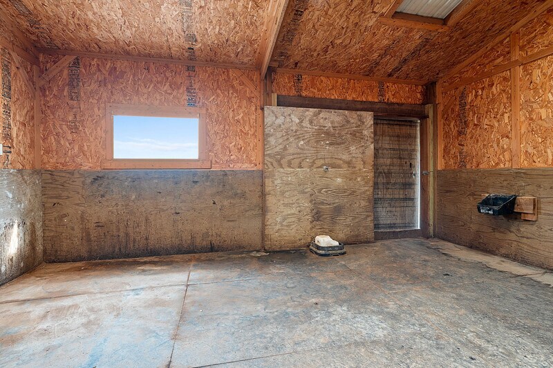More Photos Of N5367 Mayflower Rd, Shiocton Office For Sale