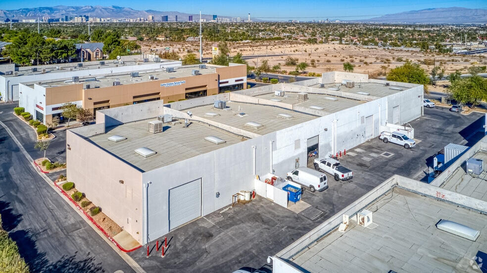 More Photos Of 1997 Whitney Mesa Dr, Henderson Warehouse For Sale