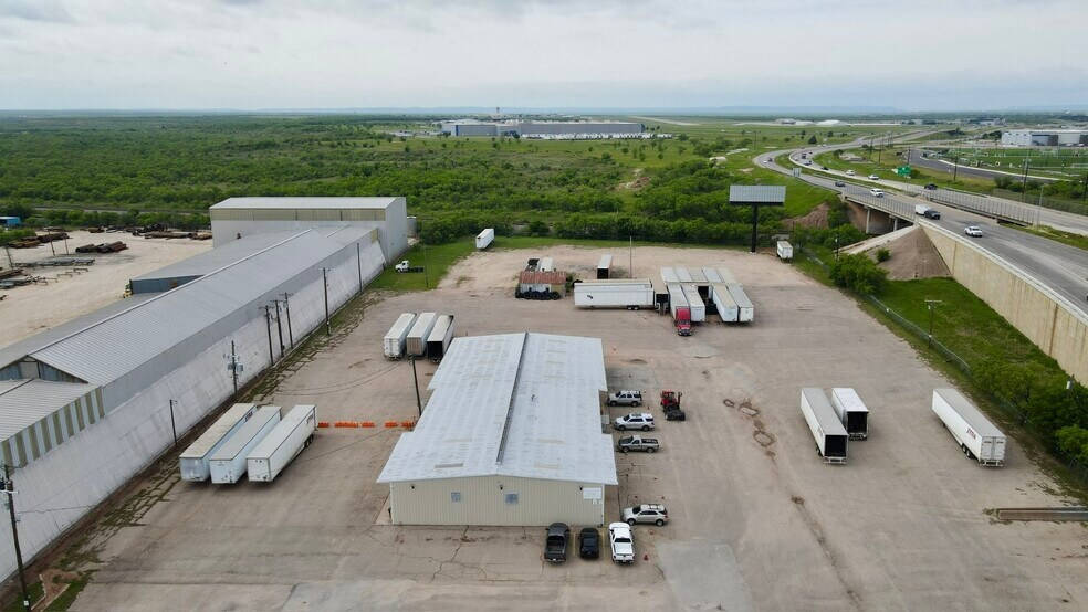 More Photos Of 2601 E Hwy 80, Abilene Office For Sale