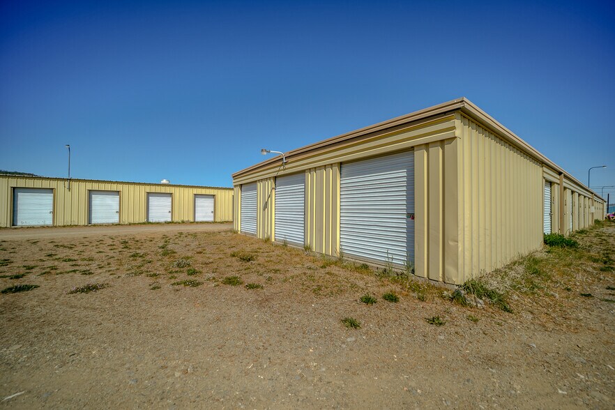 More Photos Of 2330 E Oberlin Rd, Yreka Self Storage For Sale