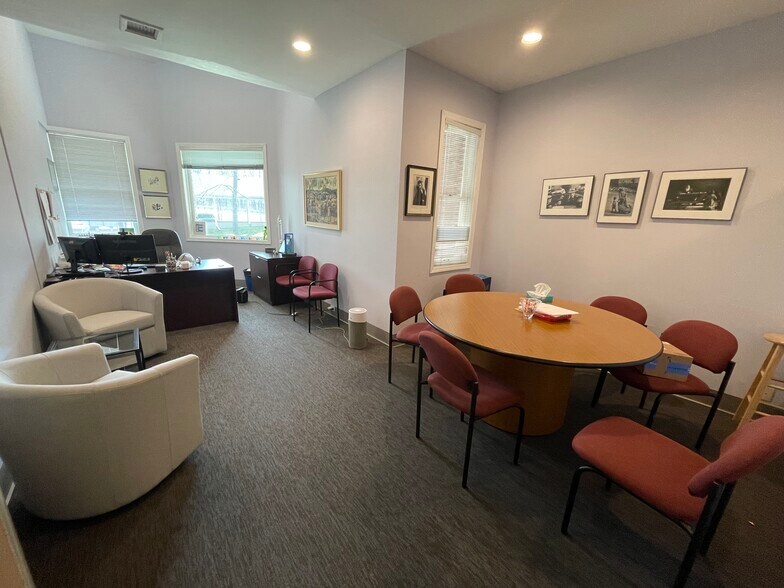 More Photos Of 256 Columbia Tpke, Florham Park Medical For Sale