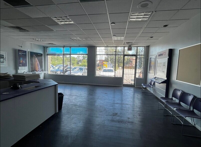 More Photos Of 800-808 W 87th St, Chicago General Retail For Lease