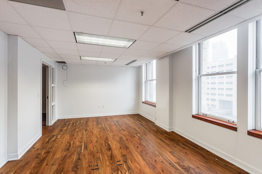 More Photos Of 1300 Broadway St, Detroit Office For Lease