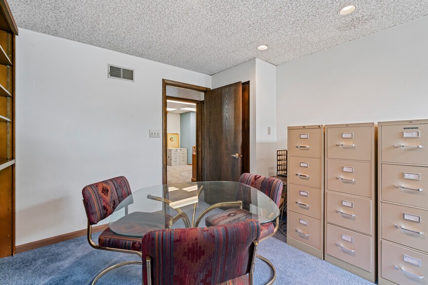 More Photos Of 600 McKnight Park Dr, Pittsburgh Office For Lease