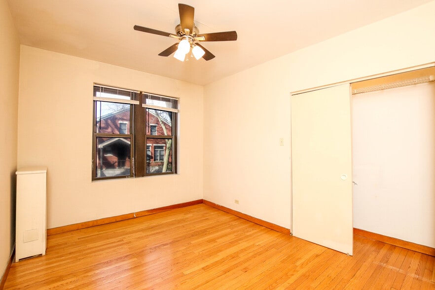 More Photos Of 3751 N Marshfield Ave, Chicago Apartments For Sale