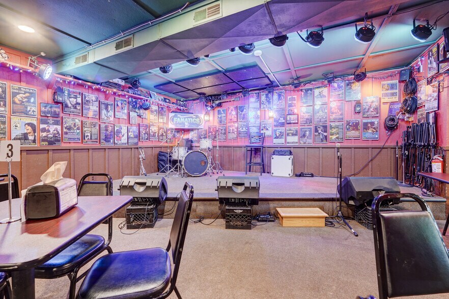 More Photos Of 7281 W Main St, Lima Restaurant For Sale