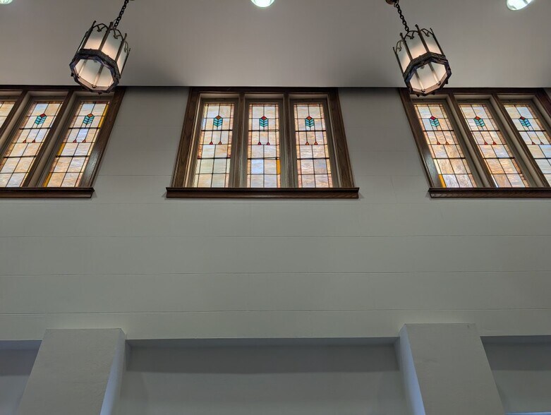 More Photos Of 612 S Park St, Kalamazoo Office For Sale