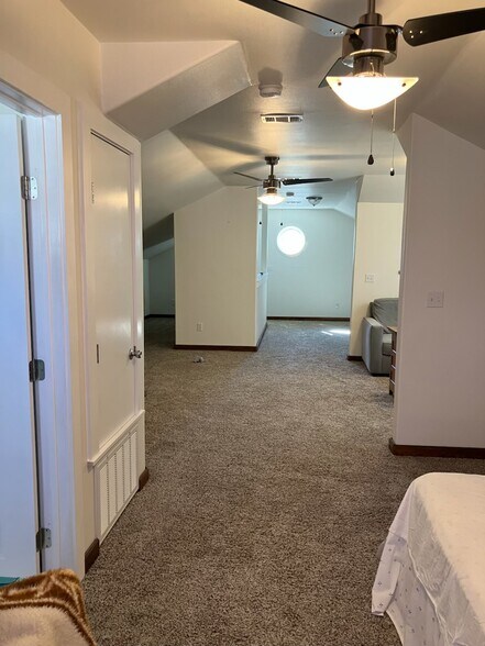 More Photos Of 800 Main St, Liberty Hill Office For Sale