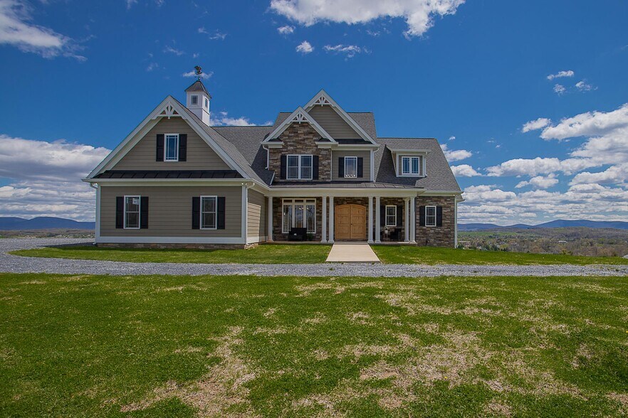 More Photos Of 243 Barrenridge rd, Staunton Specialty For Sale