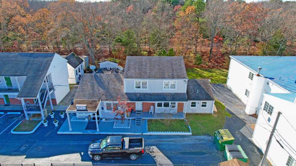 More Photos Of 930 White Horse Pike, Absecon Hotel For Sale