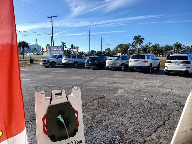 More Photos Of 4732 Tamiami Trl, Port Charlotte General Retail For Sale